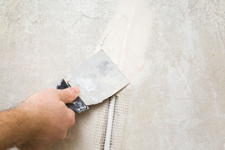 Comment réparer un trou dans un mur ?