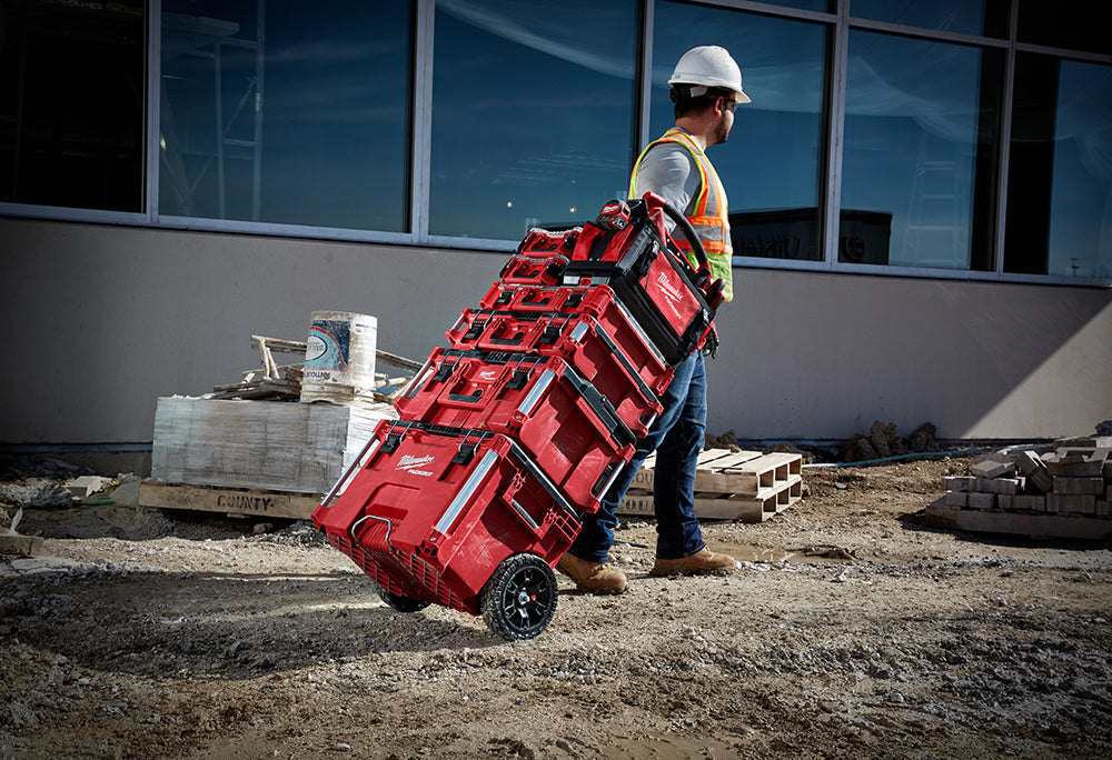 Pourquoi choisir le système de rangement PackOut de Milwaukee ?