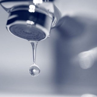 Quoi faire : mon robinet coule ?