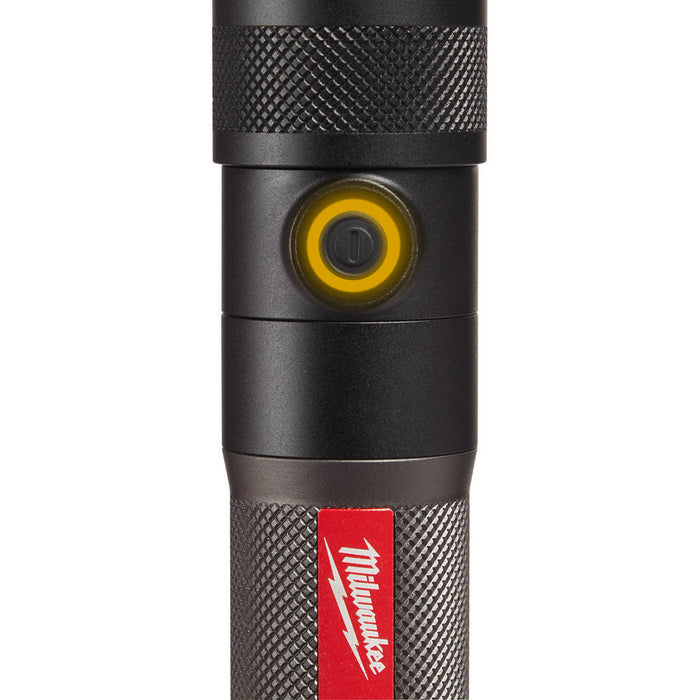 Lampe de poche à faisceau réglable, avec batterie USB Milwaukee - Quincaillerie G.H. Berger