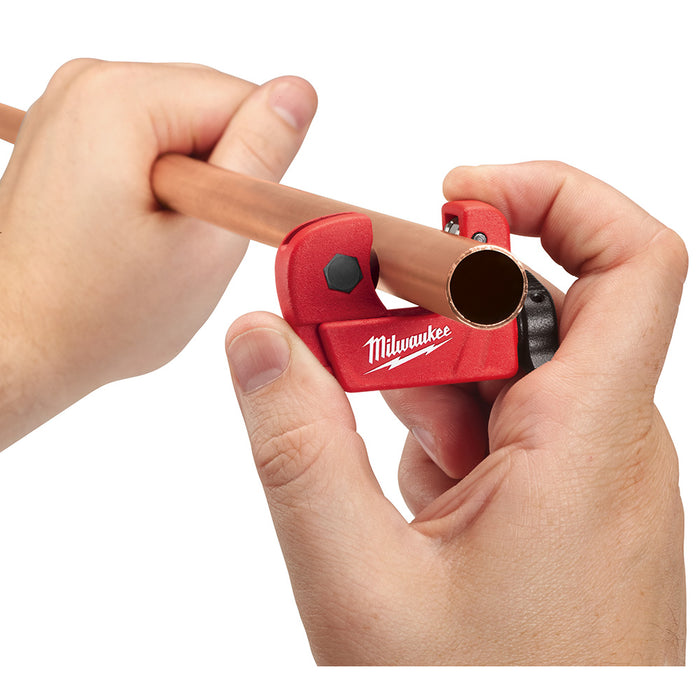 Coupe-tuyau mini 1/2" Milwaukee - Quincaillerie G.H. Berger