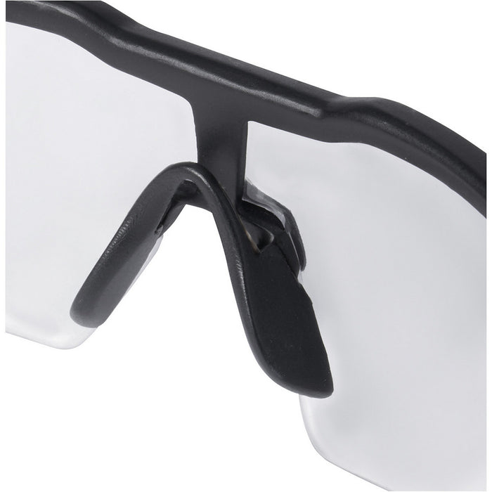 Lunettes de sécurité anti-rayures (Clair) Milwaukee - Quincaillerie G.H. Berger