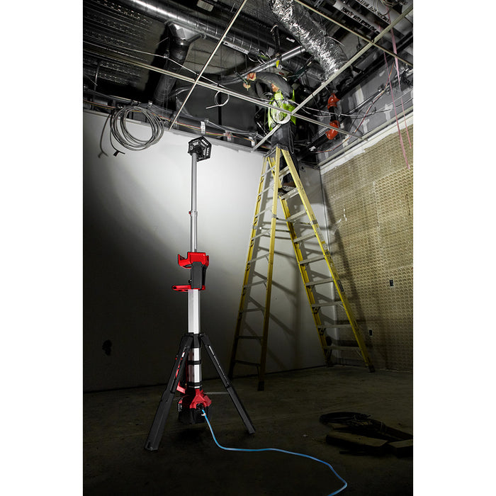 Lampe de travail sur pied Rocket M18 Milwaukee - Quincaillerie G.H. Berger