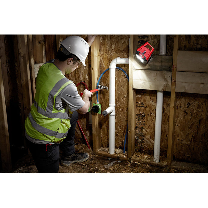 Lampe de travail fixable Rover M12 Milwaukee - Quincaillerie G.H. Berger