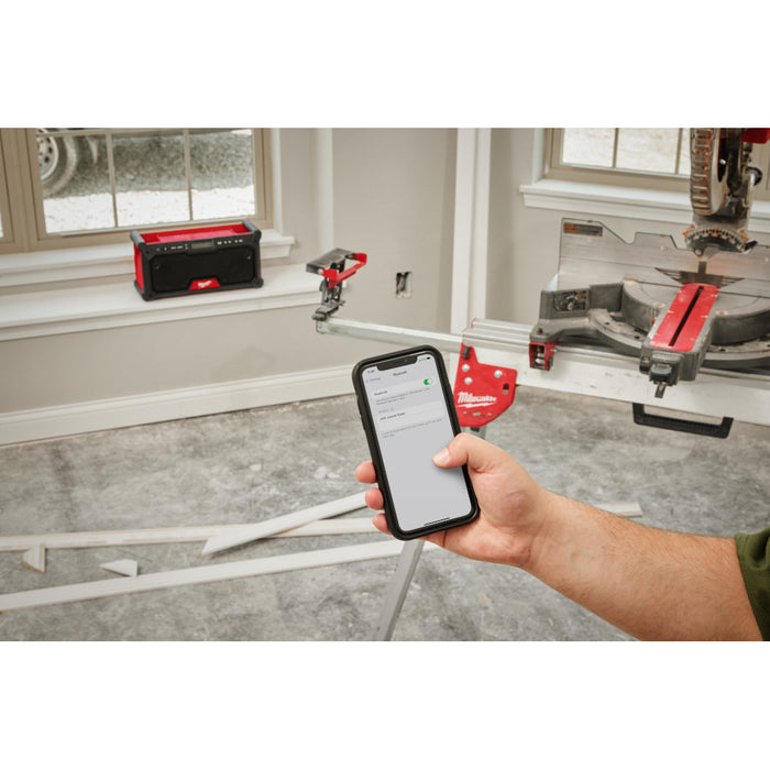 Radio pour chantier M18™, Bluetooth - Milwaukee - Quincaillerie G.H. Berger