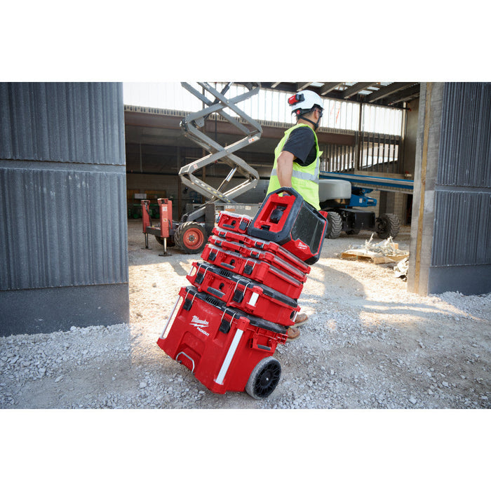 Radio et chargeur de chantier Bluetooth M18 Packout Milwaukee - Quincaillerie G.H. Berger