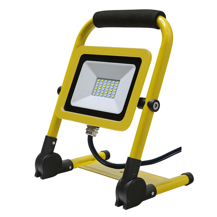Lampe de travail portative avec tête inclinable 20W Shopro - Quincaillerie G.H. Berger